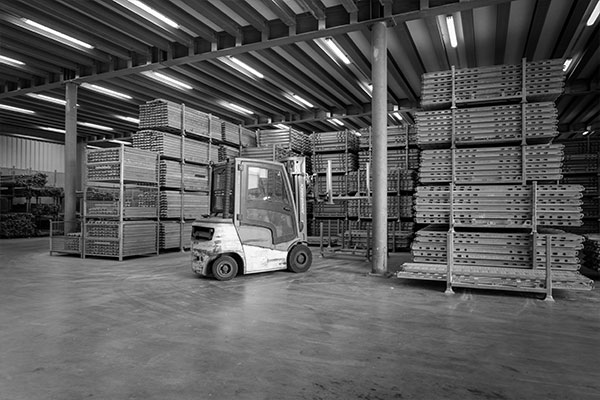 Blick in das Gerüstbaulager von Artinger Gerüstbau